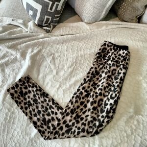 Victoria Secret Leopard Cheetah animal print Leggings